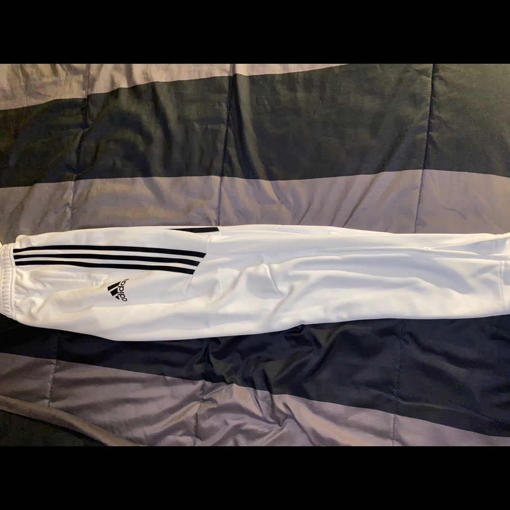 White Adidas Track pants 😍